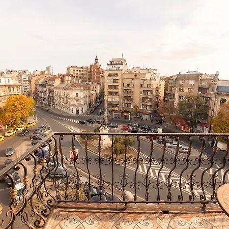 Hidden Gem Antique With Views *