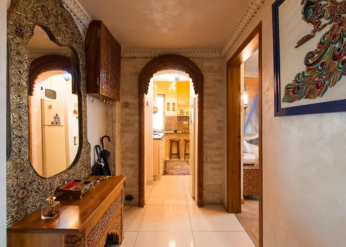 Hidden Gem Antique With Views *