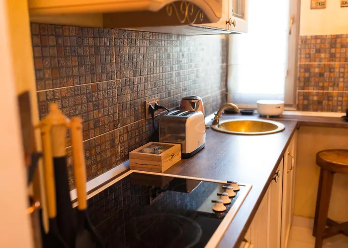 Hidden Gem Antique With Views Bukarest