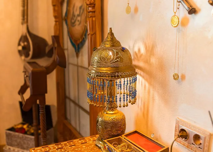 Hidden Gem Antique With Views *