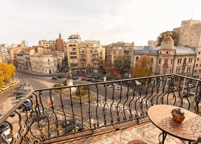 Apartament Hidden Gem Antique With Views Bucureşti