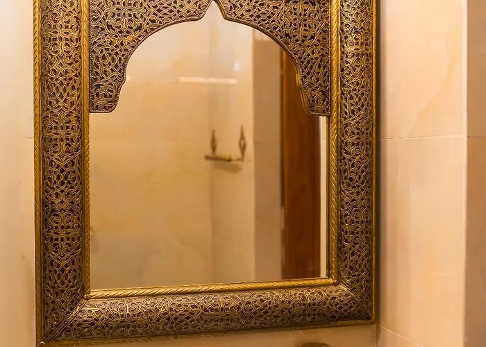 Hidden Gem Antique With Views Bukarest