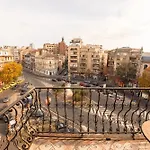 Hidden Gem Antique With Views *