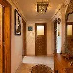 Hidden Gem Antique With Views *